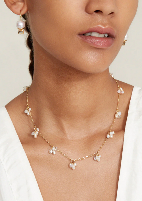 Hila White Pearl Necklace