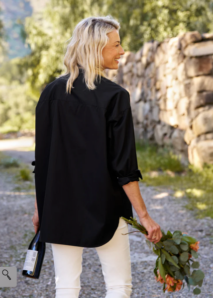 F&E Victoria Collarless Button Down Black w/ Black Bib – OMO