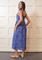 Agate Dress Fish on Blue