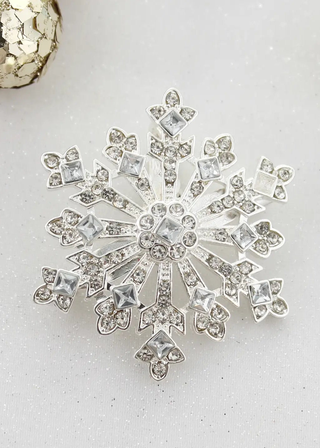 Crystal Snowflake Christmas Pin/Pendant