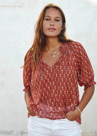MABE Ari Short Sleeve Top Rust