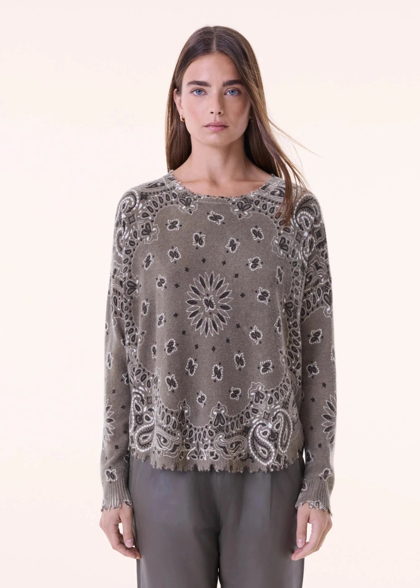 Kujten Mela Bandana Sweater Khaki