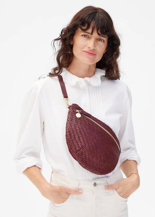Clare V Grande Fanny Cassis