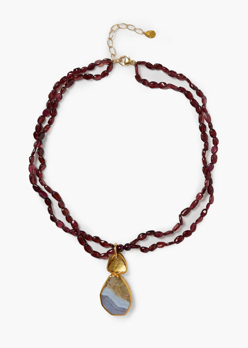 Eres Necklace Garnet