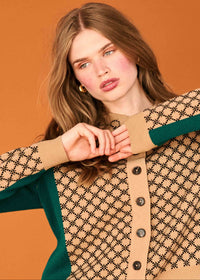 Jumper1234 Graphic Camel Cardigan