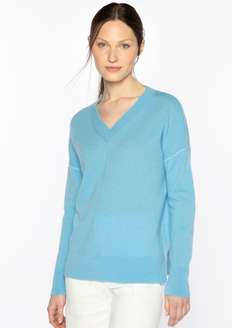 Kinross Piped Easy Vee Sweater