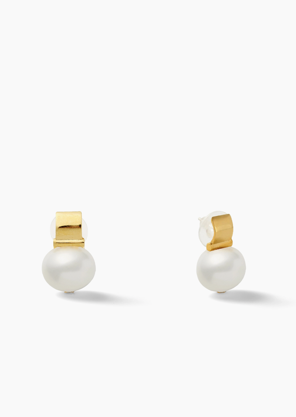 Smooth & Classic Pebble Pearl Earrings