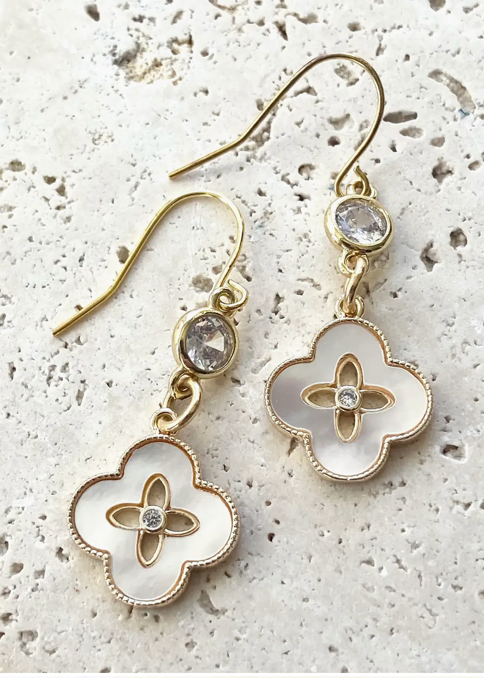 Clover Shell  with Crystal Earrings