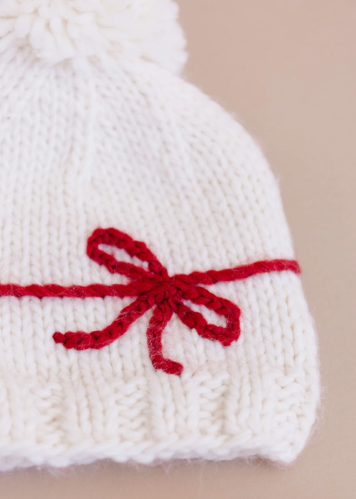 Cream & Red Present Hat