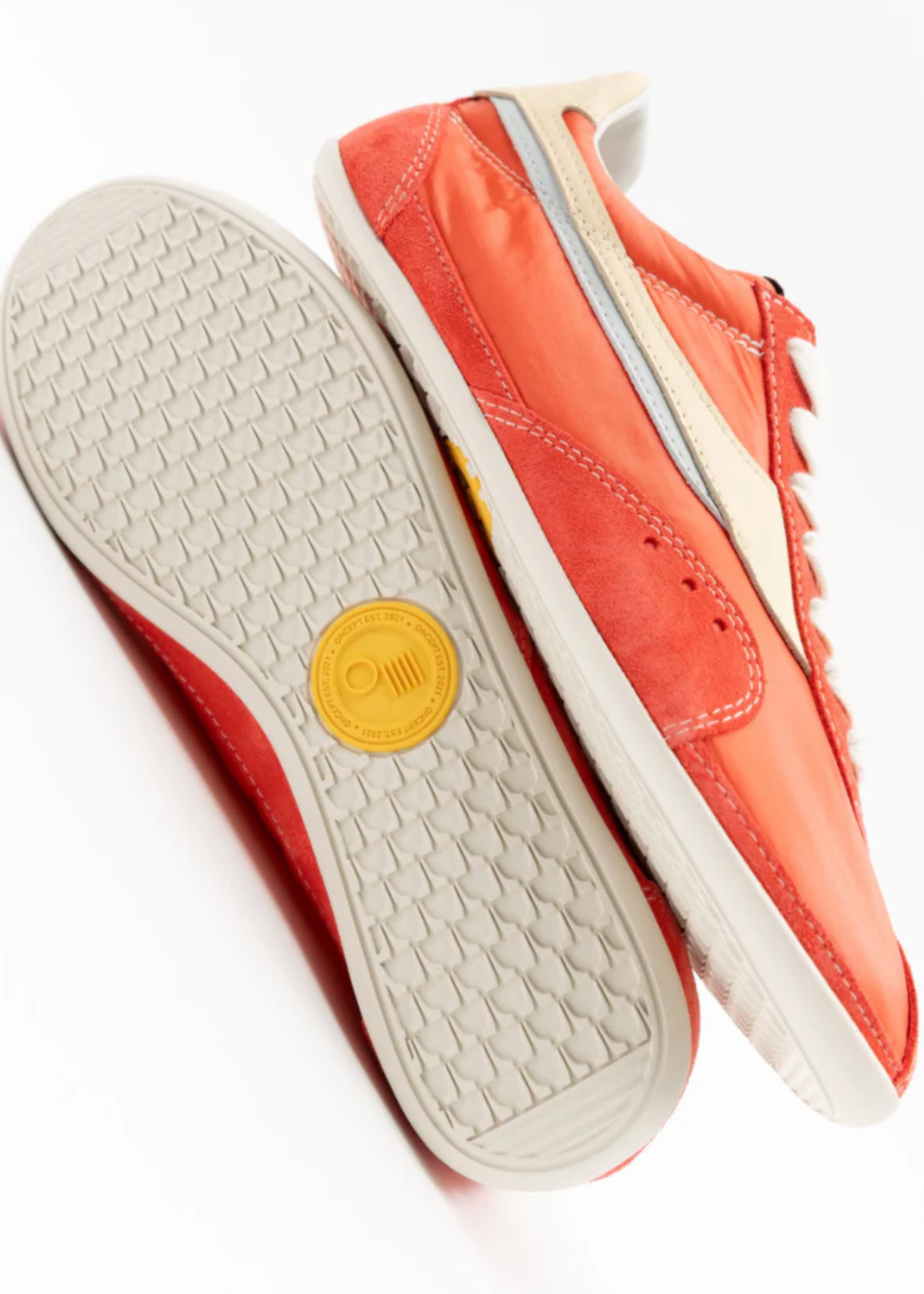 Oncept Temple Sneaker Grenadine