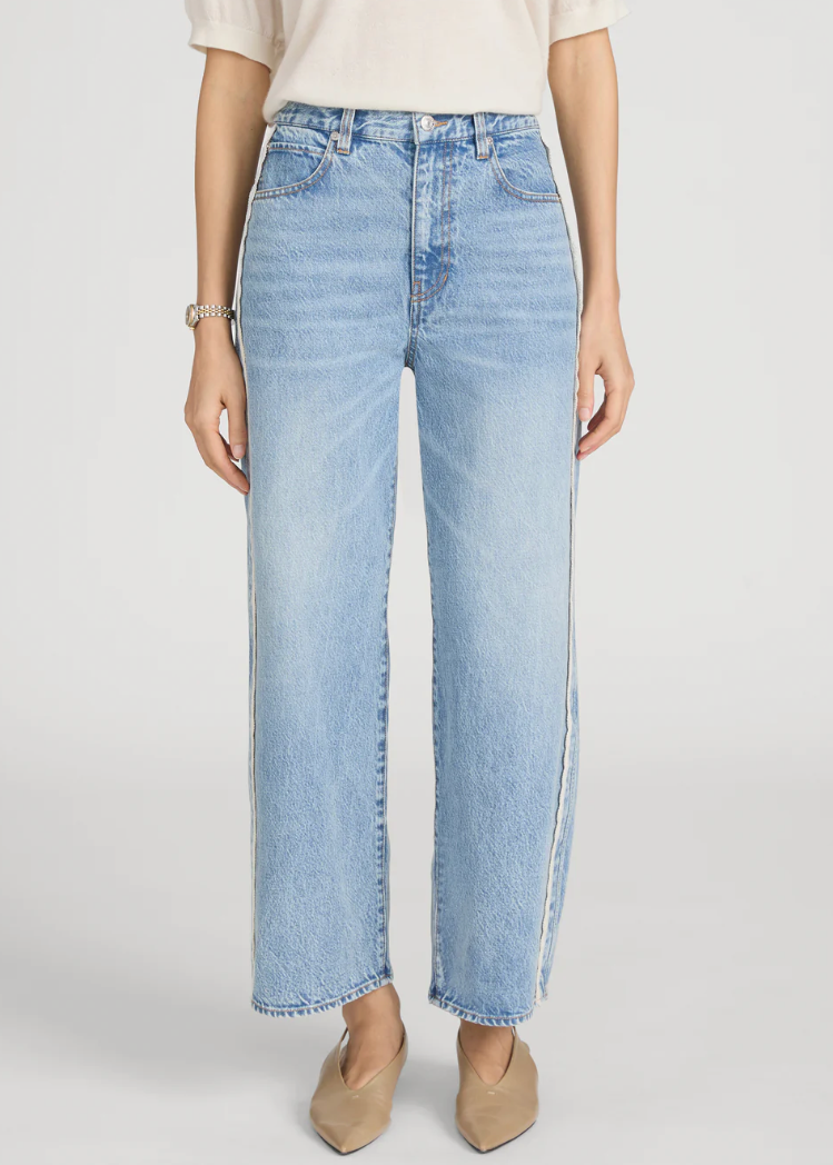 FRAME Crochet Bow Crop Jean