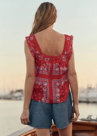 The Great Victorian Pleat Sailboat Tank