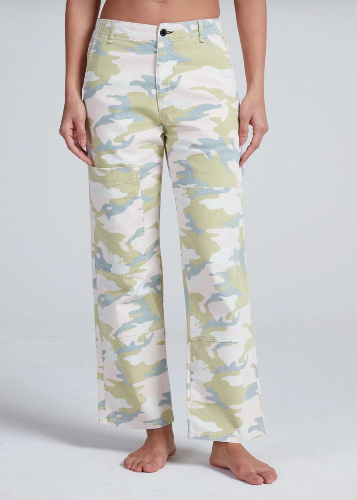 ASKKNY Carpenter Pink Camo