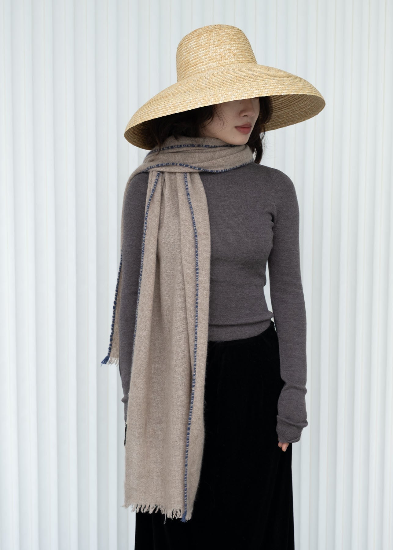 Weaver Cashmere Scarf Beige