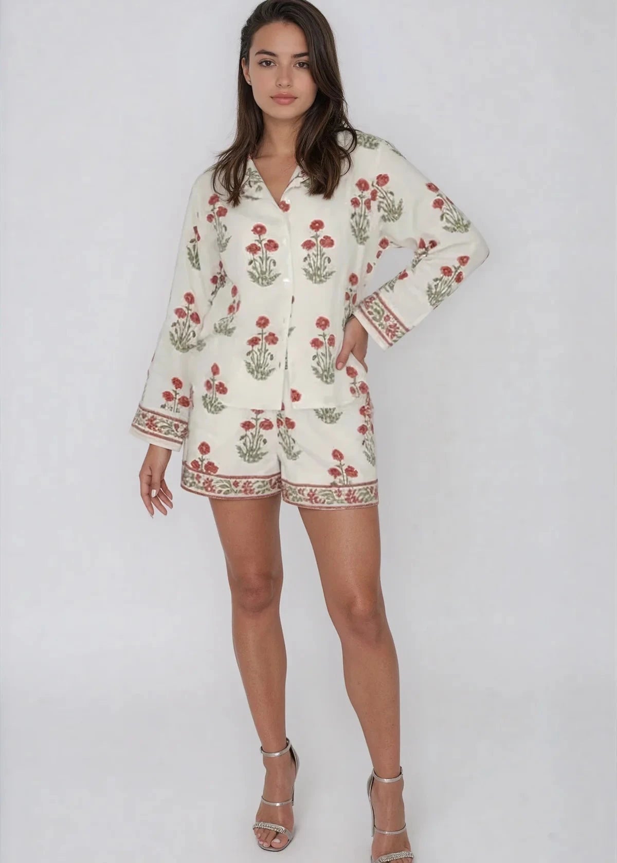 Stella Short Red Bloom