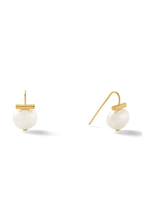 Classic Baby Pebble Pearl Earrings