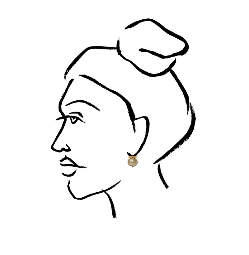 Classic Medium Pebble Pearl Earrings