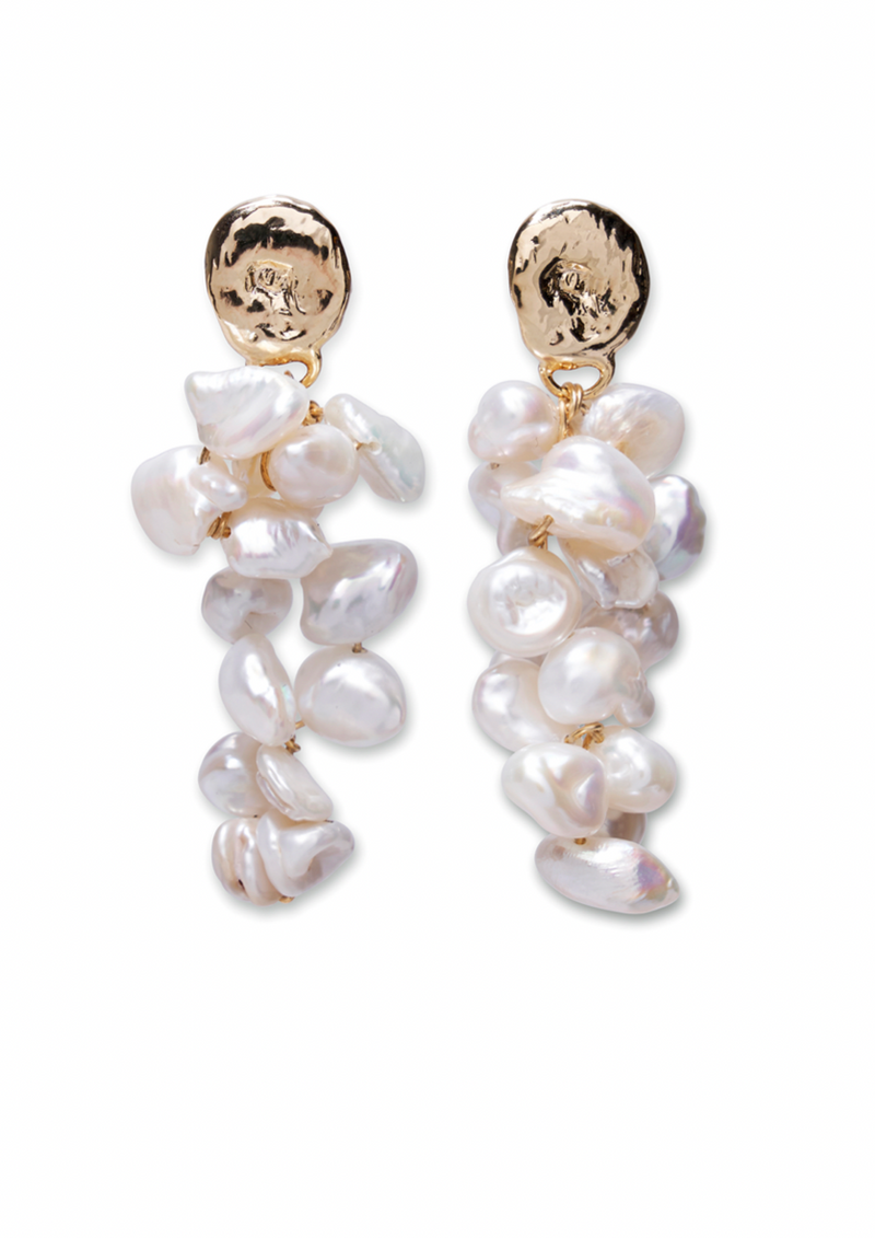 Lizzie Fortunato Maison Pearl Earrings